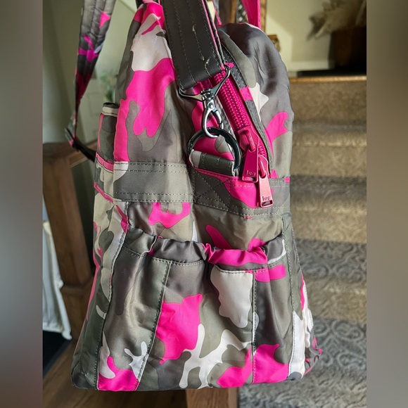 LUG Boxer Pink Gray Camo Travel Tote Luggage Bag Shoe Compartment Overnight - Picture 7 of 15